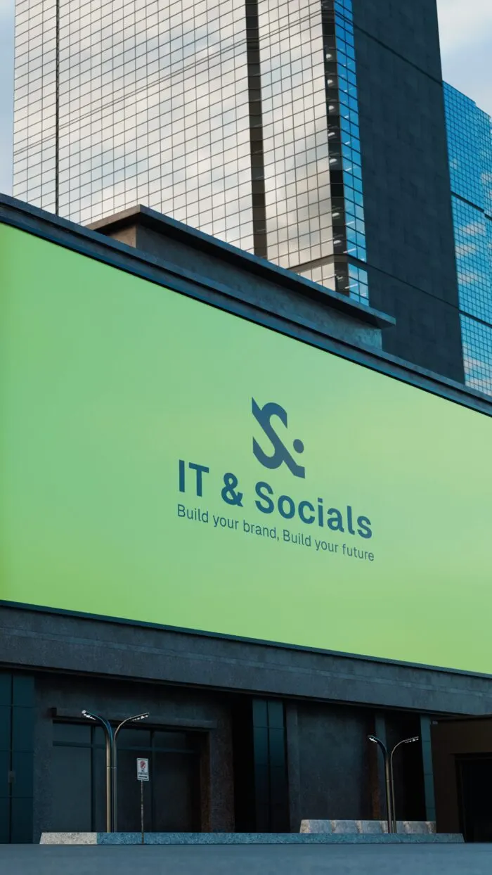 IT & Socials